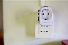 SKROSS cestovný adaptér PRO, univerzálny, uzemnený