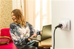 SKROSS cestovný adaptér do Izraela, typ H