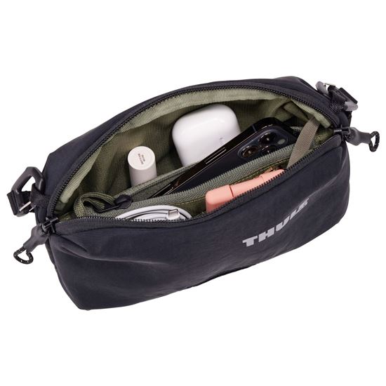 Thule Paramount brašna cez plece 2 l PARACB3102 - čierna