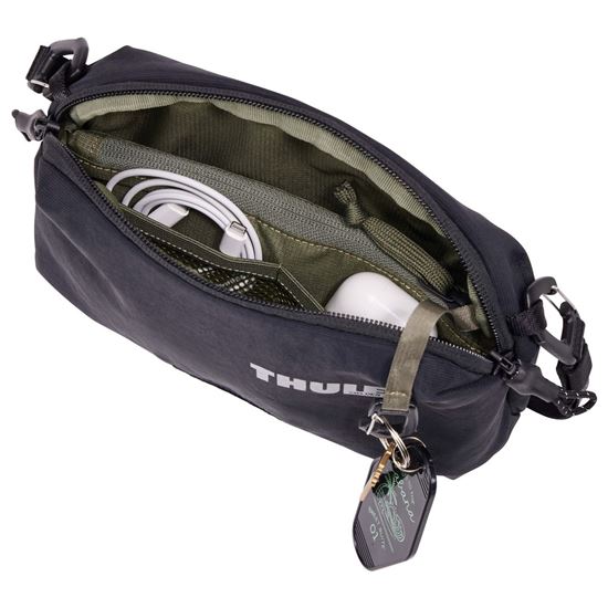 Thule Paramount brašna cez plece 2 l PARACB3102 - čierna